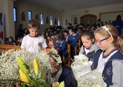 Mes de María en Colegio Saint Dominic