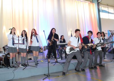 Alumnos deslumbran con sus talentos artísticos en Día de la Música 2018