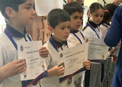EMOTIVA LITURGIA DE DESPEDIDA  DE ALUMNOS DE KINDER