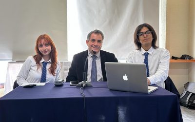 Estudiantes de Cuarto Medio, principales expositores de Conversatorio